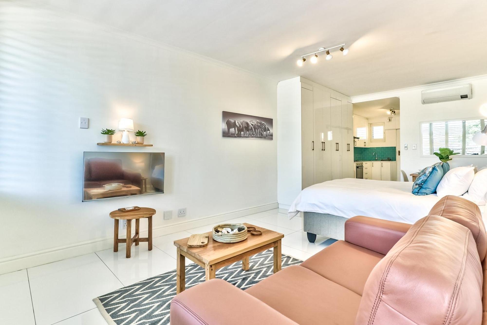 Seaside Retreat With Amazing Views And No Loadshedding Apartment