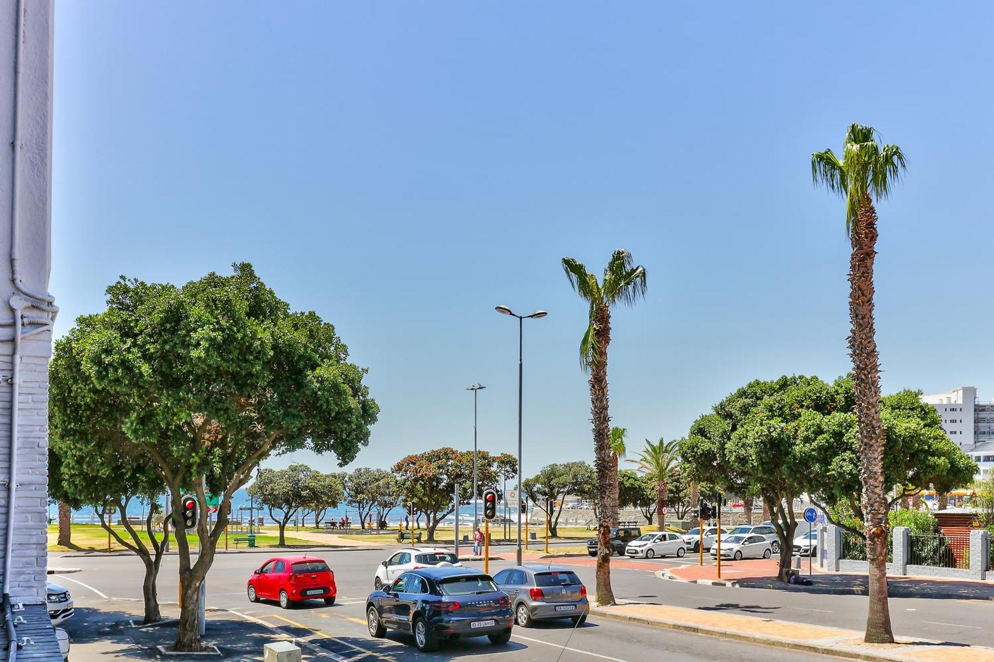 Seaside Retreat With Amazing Views And No Loadshedding